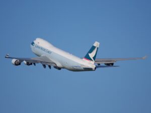 boeing 747, cathay pacific, jumbo jet