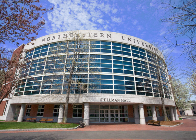 美國東北大學（Northeastern University）