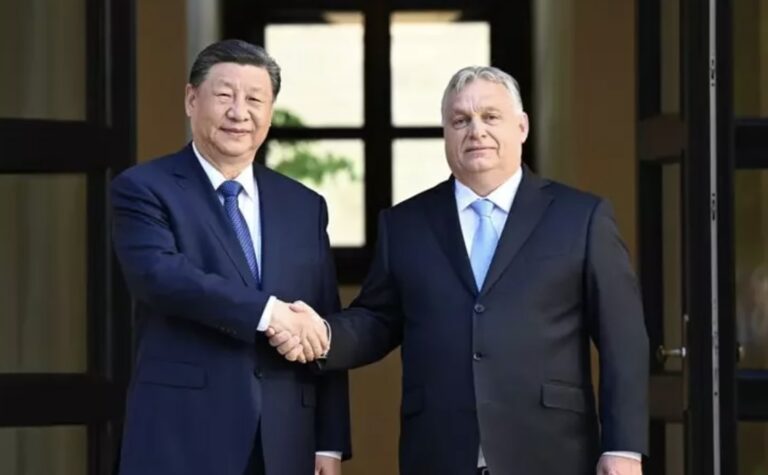 中國國家主席習近平週四（5月9日）到訪奧地利與該國總理奧班（Viktor Orban）舉行會談