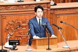 日本前首相小泉純一郎的兒子、前環境大臣小泉進次郎