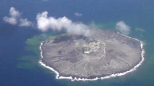 日本伊豆群島可能火山爆發｜海上保安廳