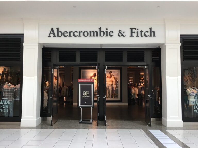 美國時尚服飾品牌Abercrombie & Fitch（A&F）