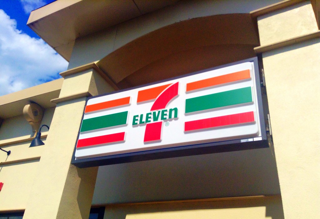 便利商店7-11、7-Eleven